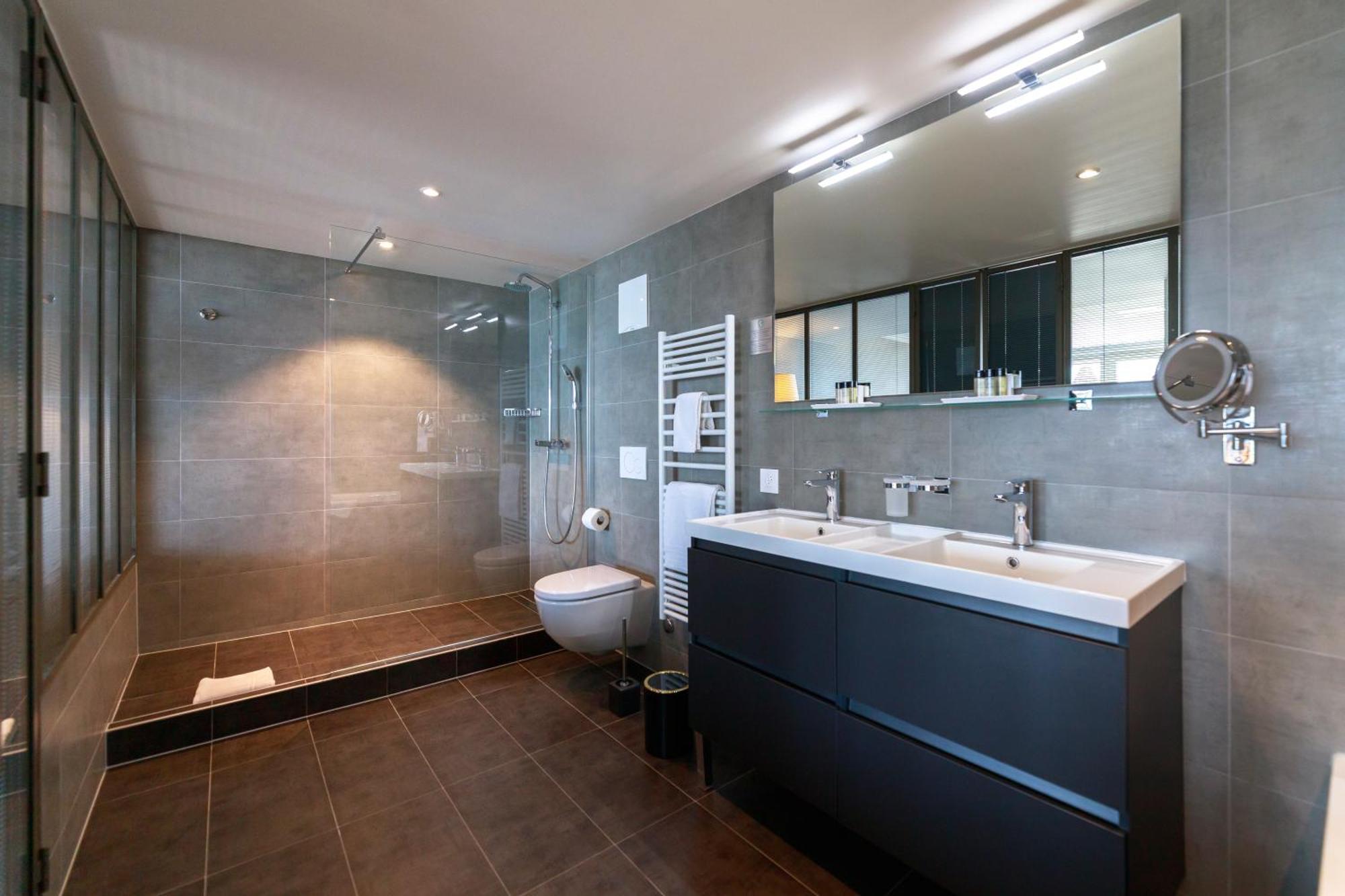 Hotel Ambassador Boutique 4*