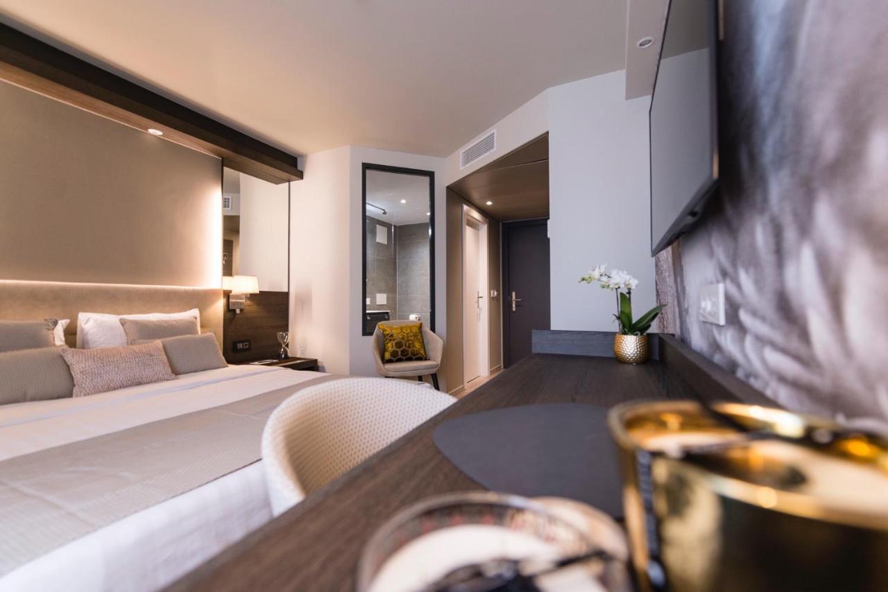 Hotel Ambassador Boutique